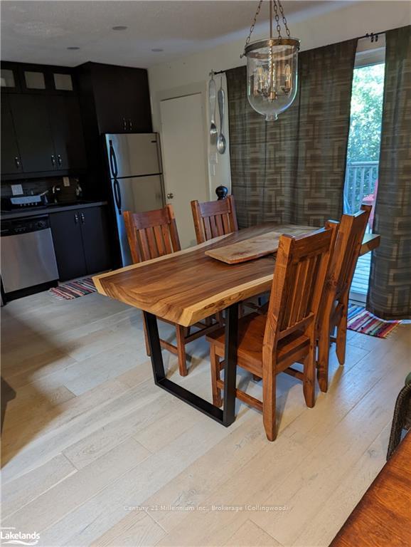 Photo 14 of 201 Escarpment Crescent, Collingwood — HOMEH