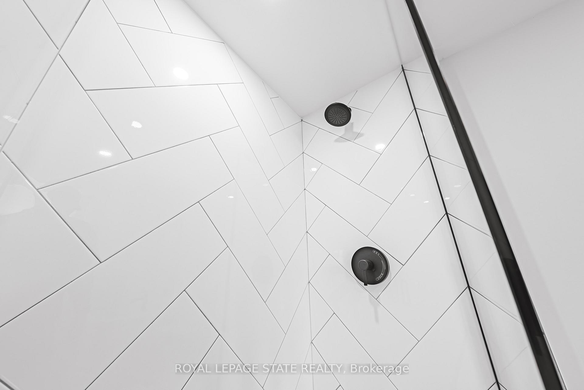 Photo 1 of Unit 301, 555 Sanatorium Road, Hamilton, Mountview — HOMEH