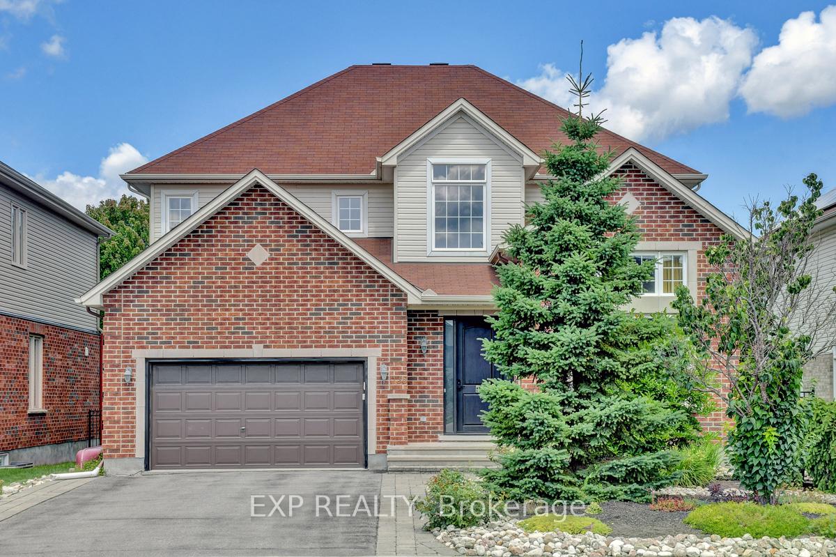 Front of 135 Riversedge Crescent