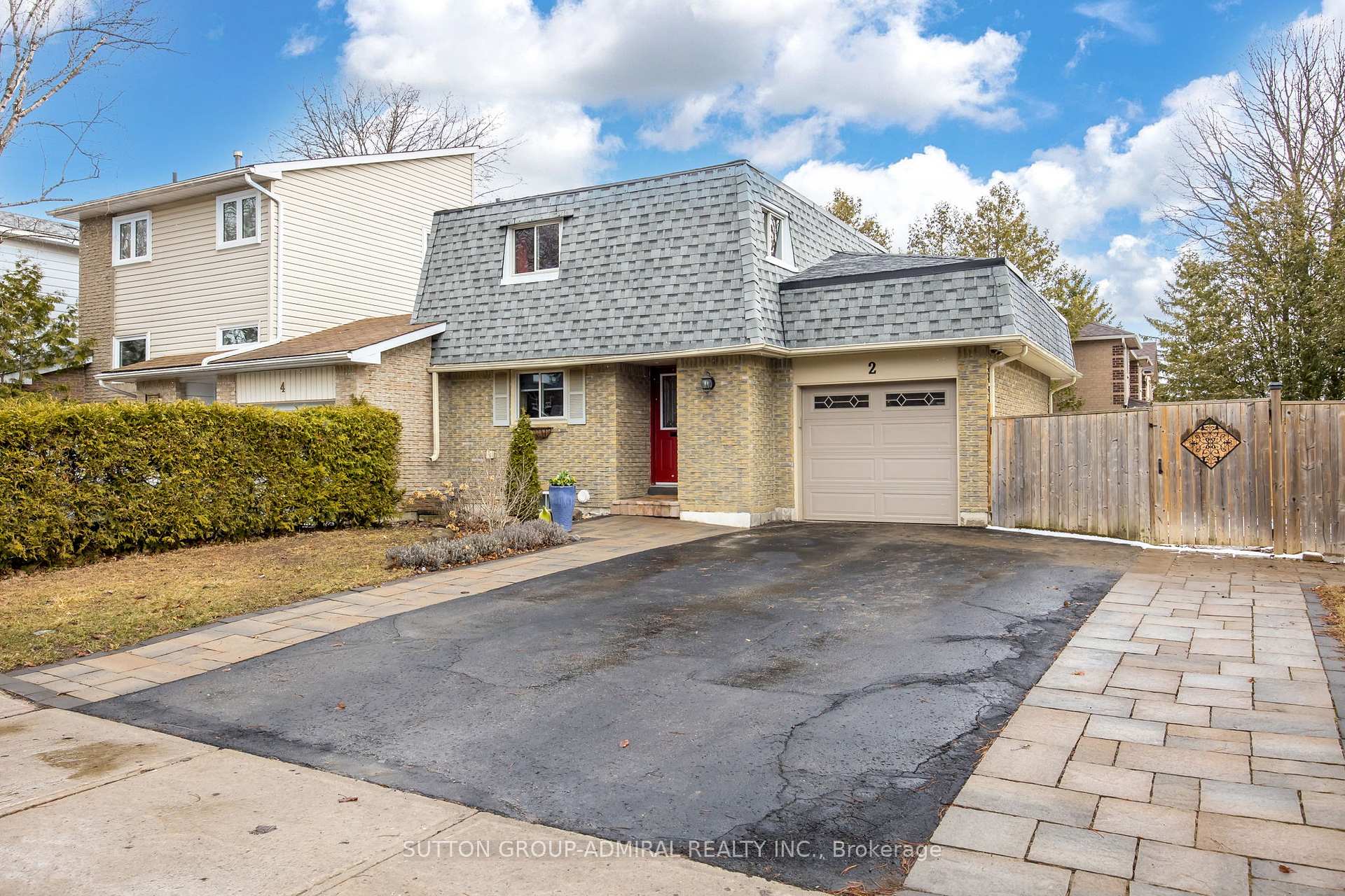 Photo 2 of 2 St Andrews Court, Aurora, Hills of St Andrew — HOMEH