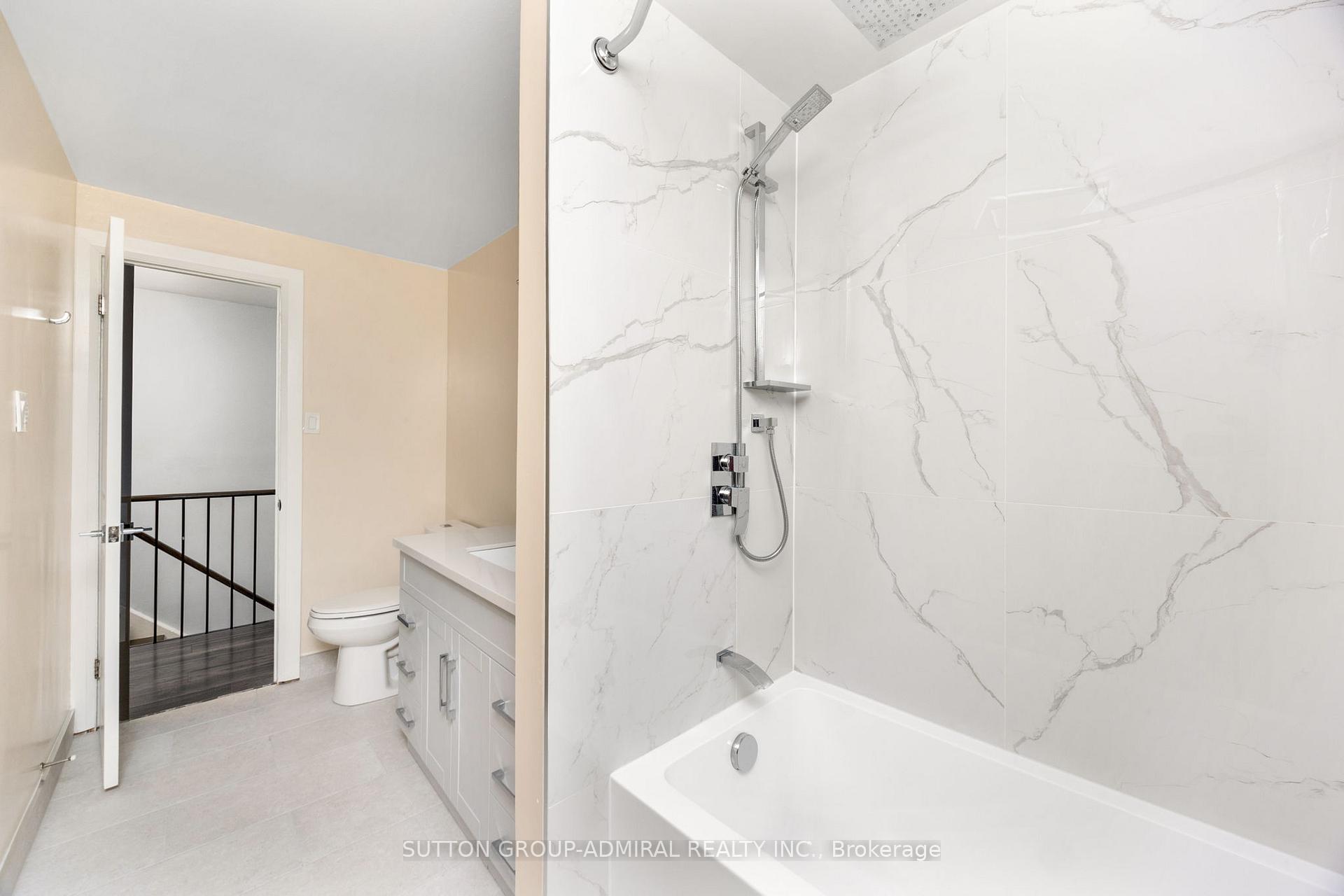 Photo 24 of 2 St Andrews Court, Aurora, Hills of St Andrew — HOMEH