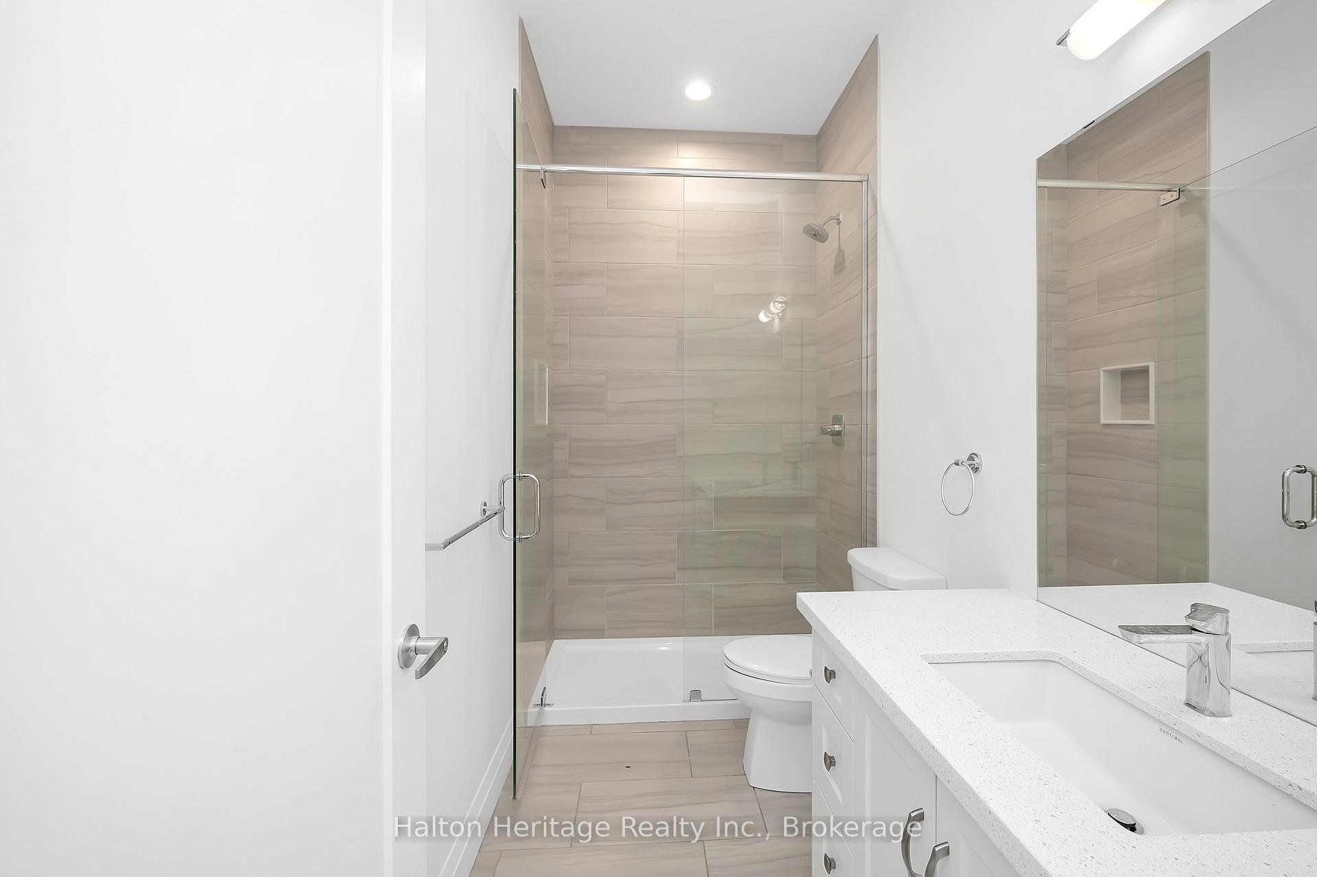 Photo 13 of Unit 113, 30 Hamilton Street S, Hamilton, Waterdown — HOMEH