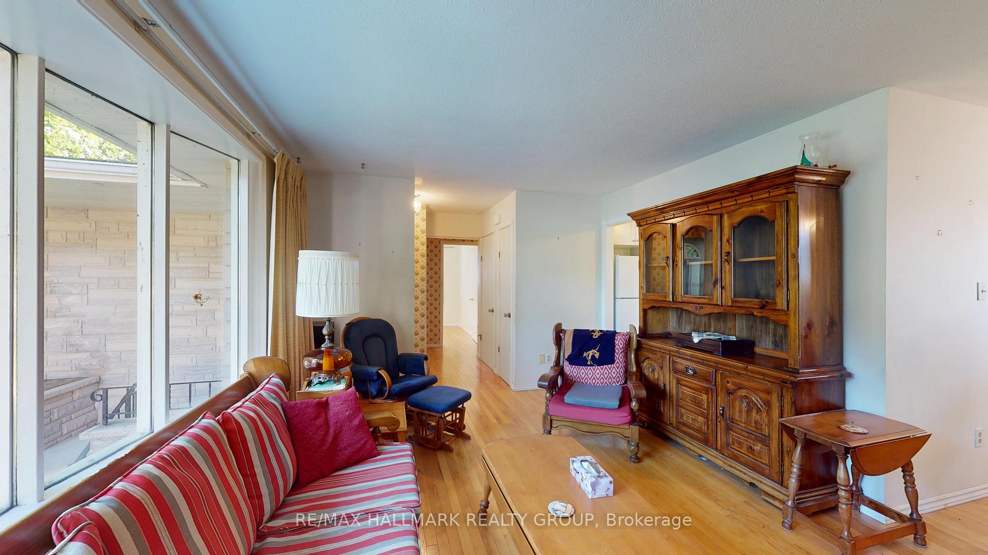 Photo 4 of 730 Dempster Drive N, Gananoque — HOMEH