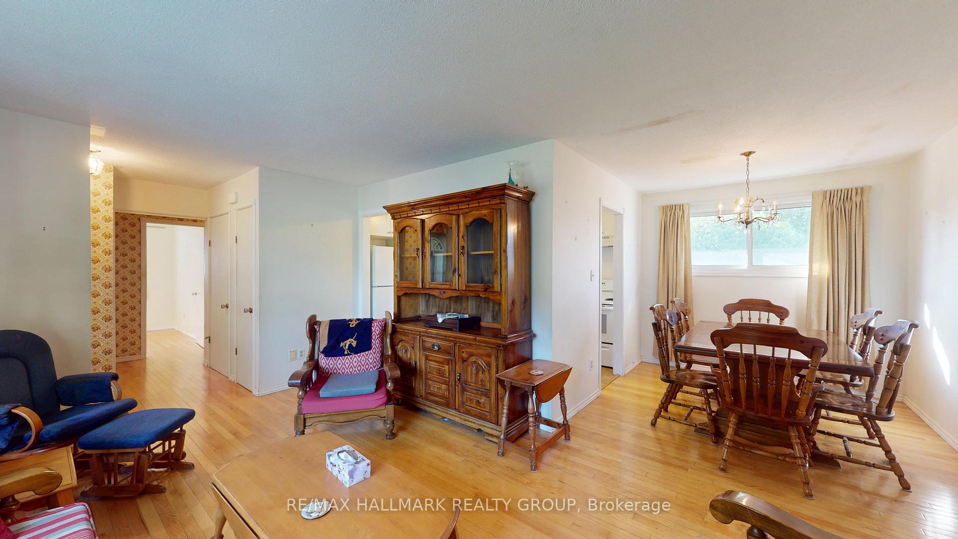 Photo 9 of 730 Dempster Drive N, Gananoque — HOMEH