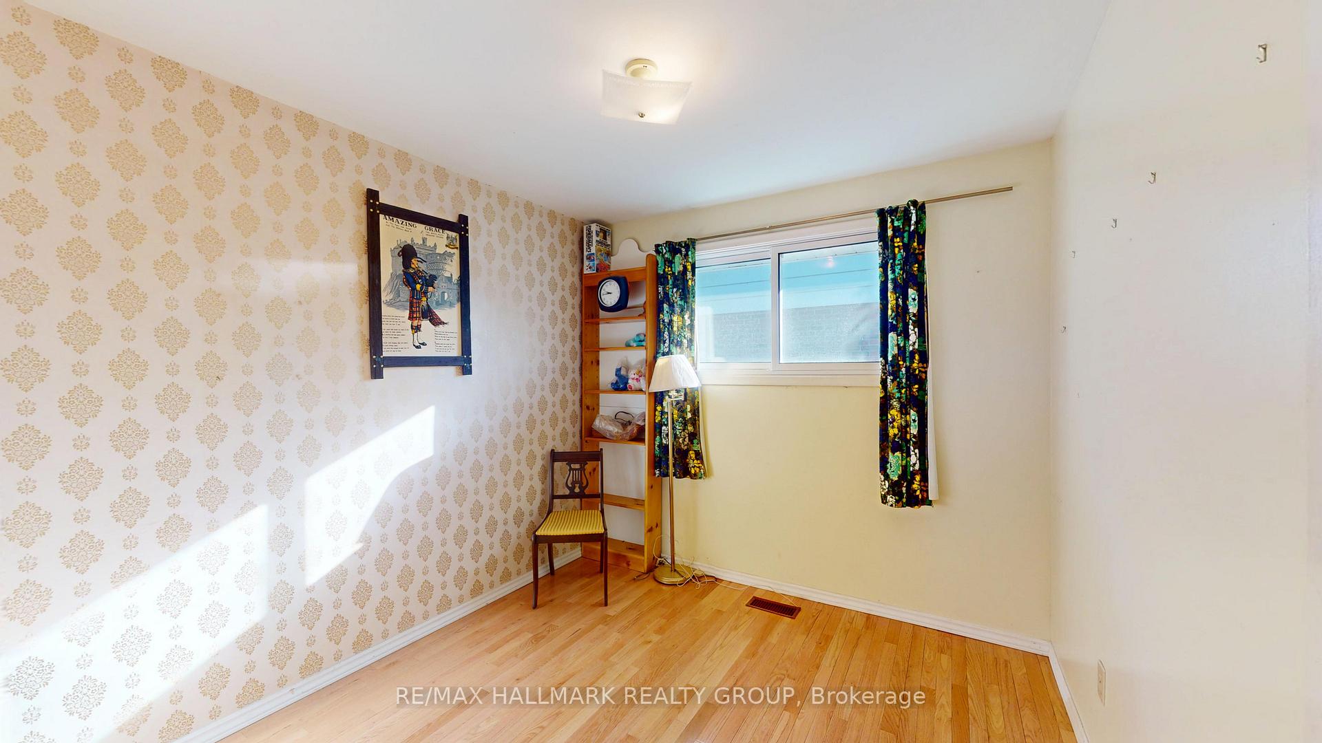 Photo 13 of 730 Dempster Drive N, Gananoque — HOMEH