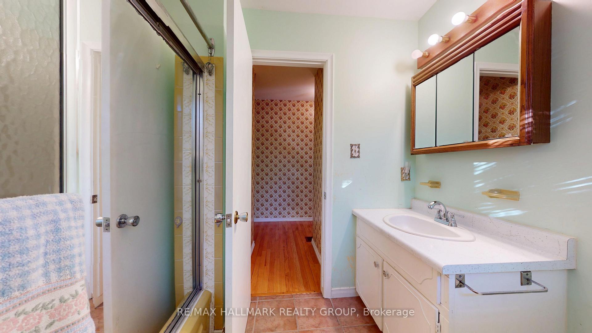 Photo 15 of 730 Dempster Drive N, Gananoque — HOMEH