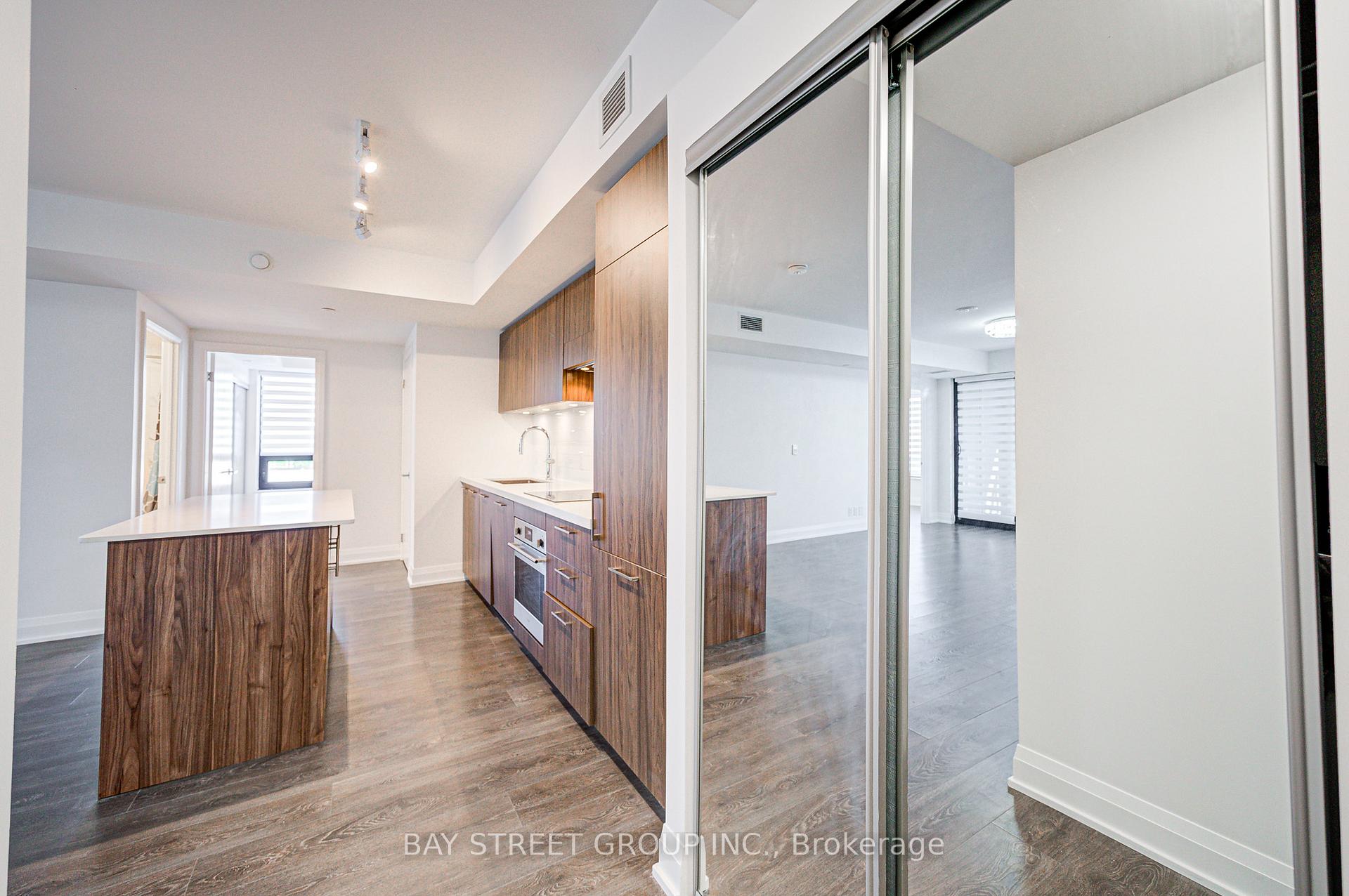Photo 4 of Unit 512, 33 Frederick Todd Way, Toronto, Thorncliffe Park — HOMEH