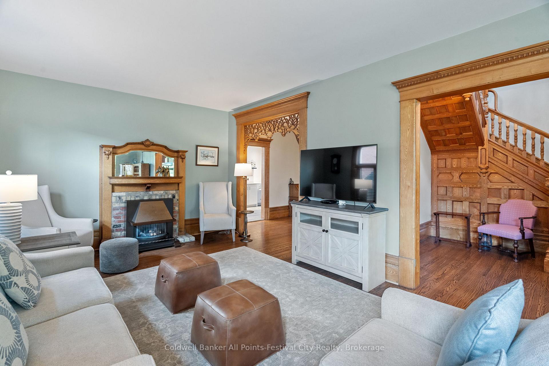 Photo 10 of 133 Nelson Street E, Goderich, Goderich (Town) — HOMEH