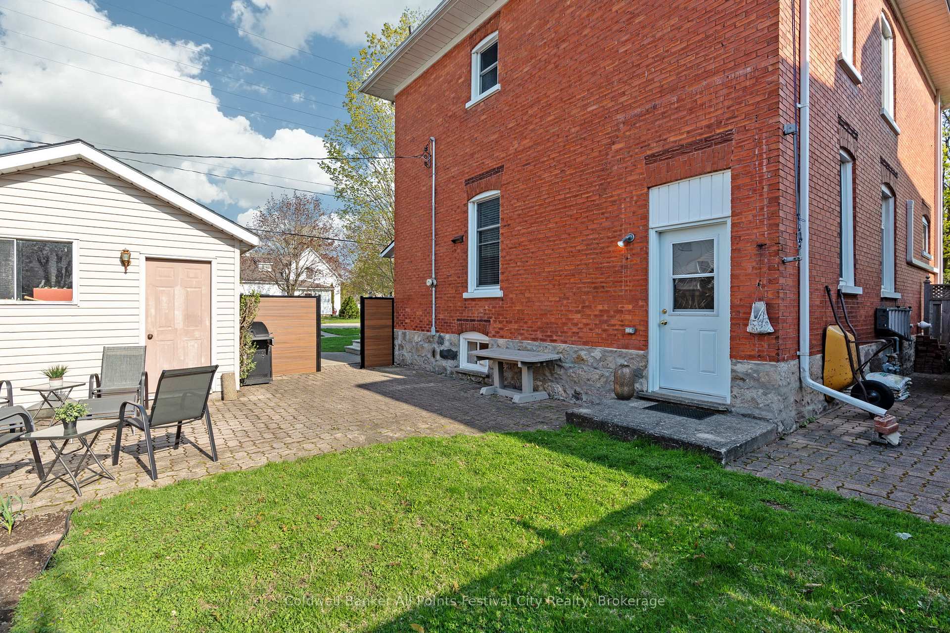 Photo 44 of 133 Nelson Street E, Goderich, Goderich (Town) — HOMEH