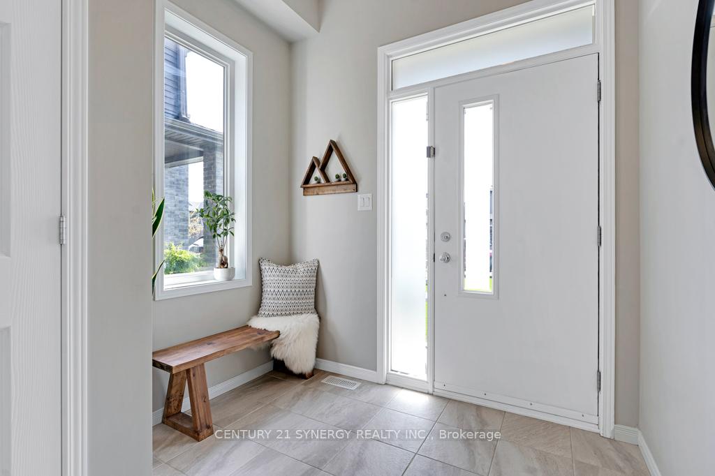 Photo 3 of 82 Riddell Street, Carleton Place — HOMEH