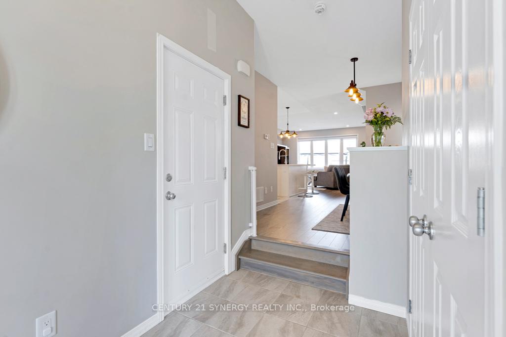 Photo 5 of 82 Riddell Street, Carleton Place — HOMEH