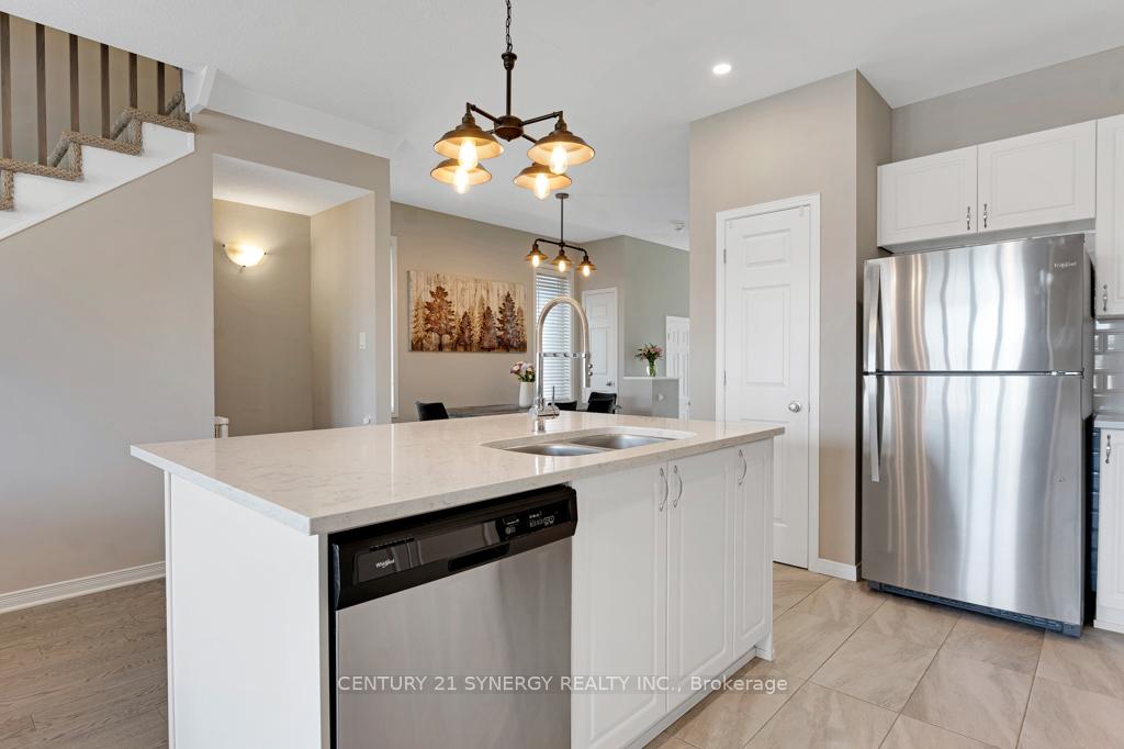 Photo 13 of 82 Riddell Street, Carleton Place — HOMEH