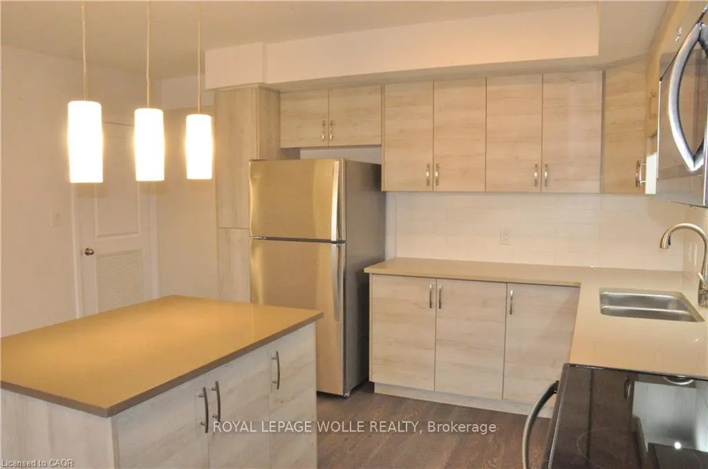 Photo 5 of Unit D3, 160 Rochefort Street, Kitchener — HOMEH