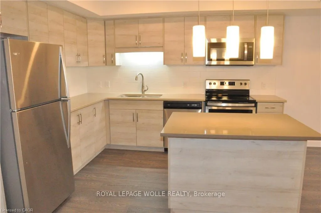 Photo 6 of Unit D3, 160 Rochefort Street, Kitchener — HOMEH