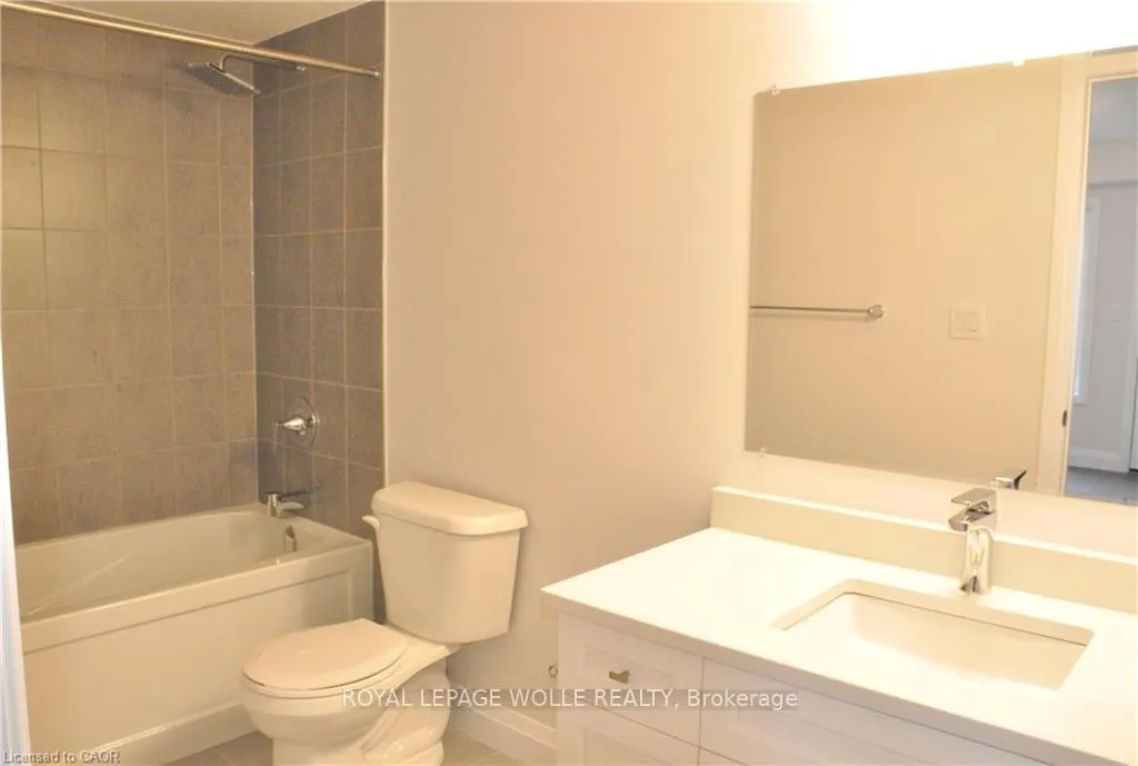 Photo 17 of Unit D3, 160 Rochefort Street, Kitchener — HOMEH