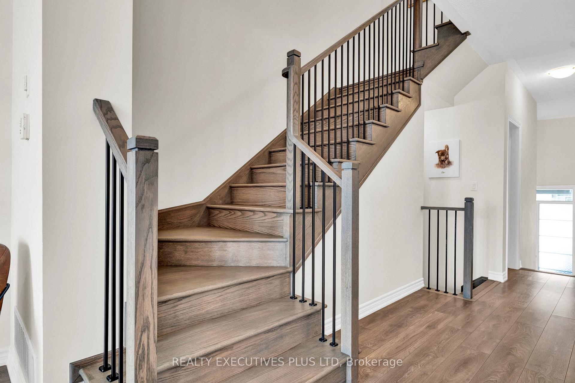 Photo 18 of 147 Greer Street, Barrie, Rural Barrie Southeast — HOMEH
