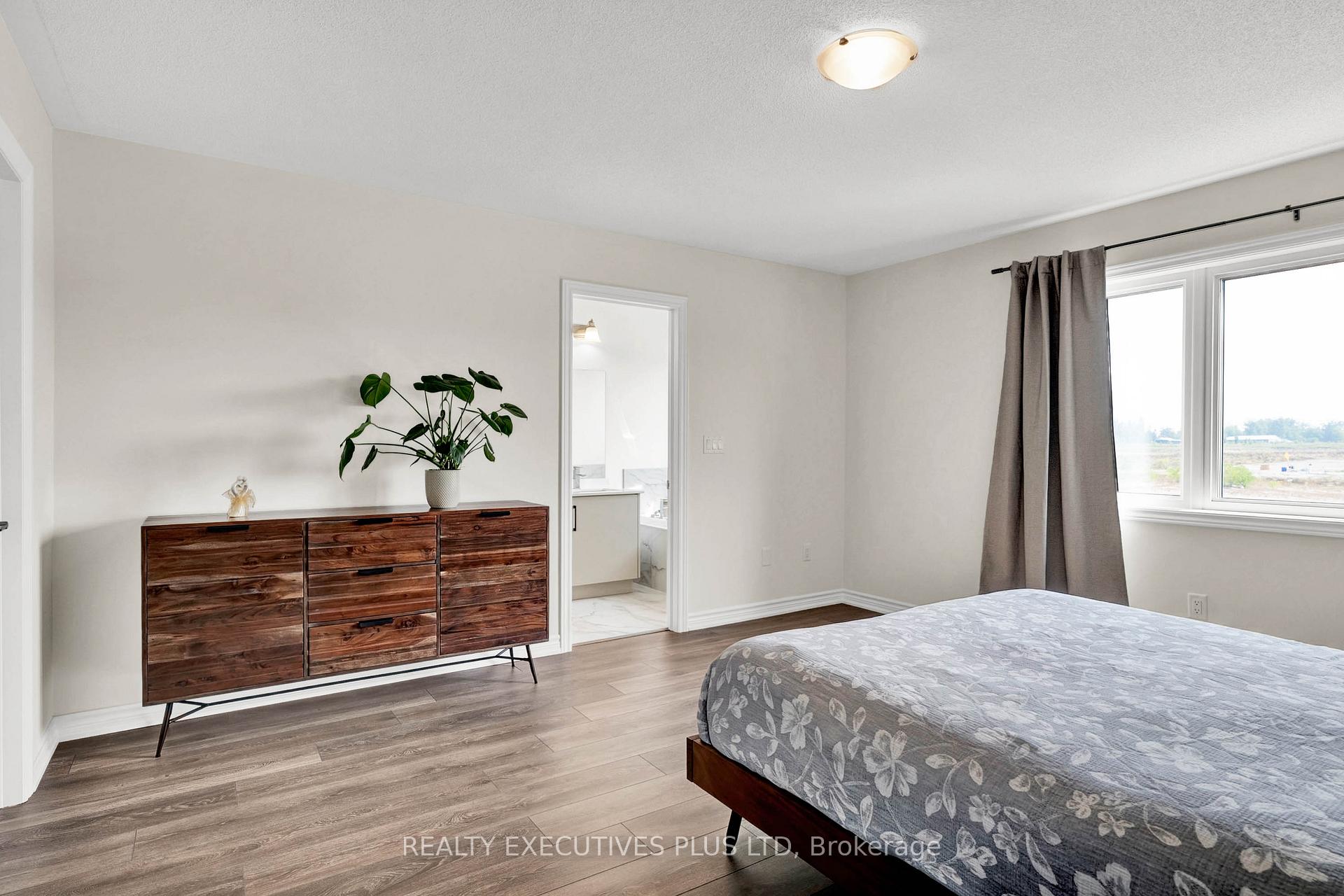 Photo 24 of 147 Greer Street, Barrie, Rural Barrie Southeast — HOMEH