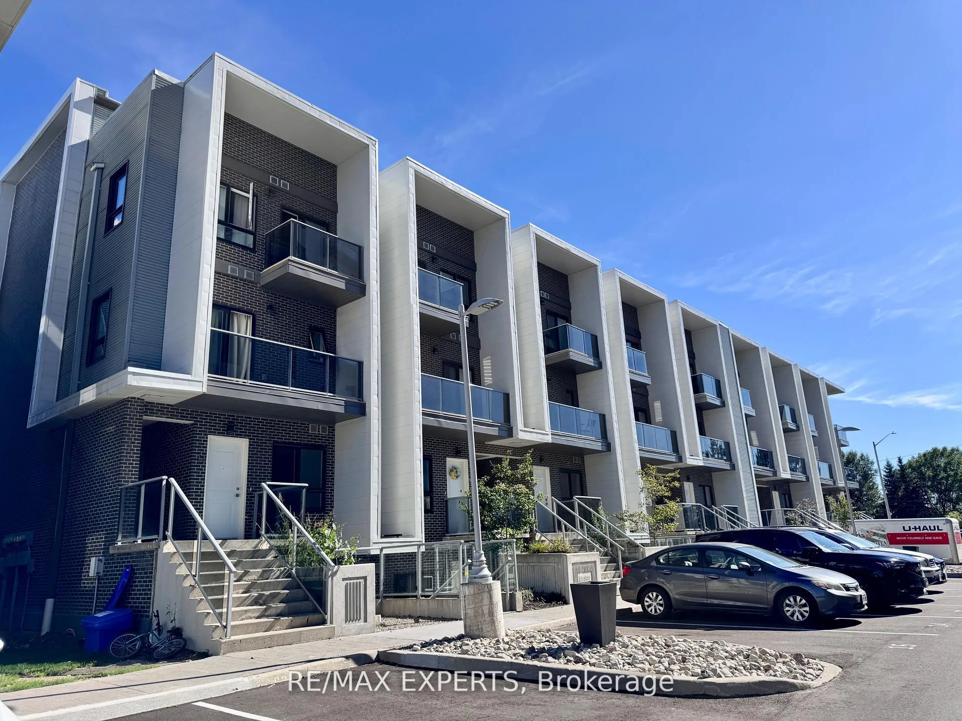 Photo 2 of Unit 33A, 1430 Highland Road, Kitchener, Highland West — HOMEH