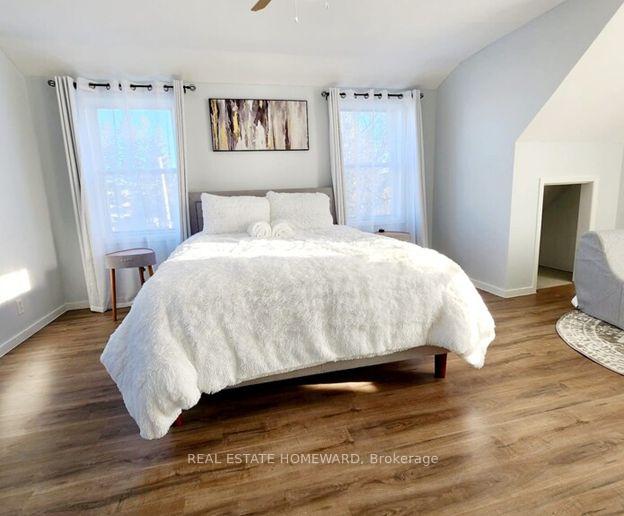 Photo 7 of 340 Fifth Street, Cochrane — HOMEH