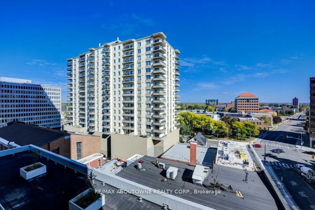 Photo 24 of Unit 903, 60 Frederick Street, Kitchener — HOMEH