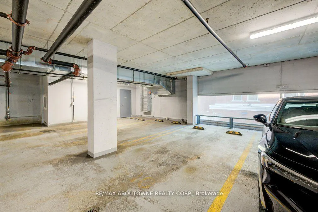 Photo 33 of Unit 903, 60 Frederick Street, Kitchener — HOMEH