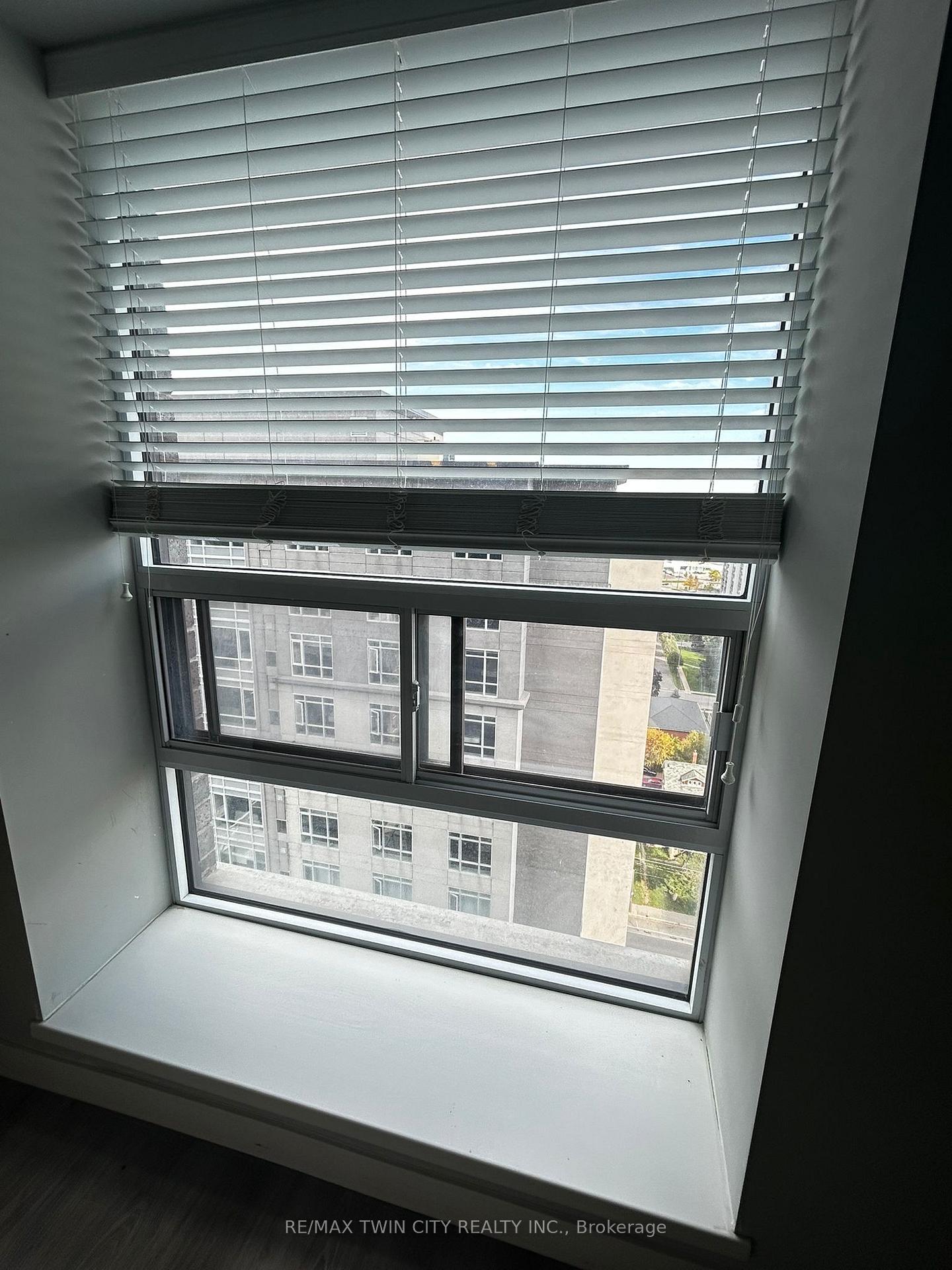 Photo 3 of Unit 1604, 318 Spruce Street, Waterloo — HOMEH
