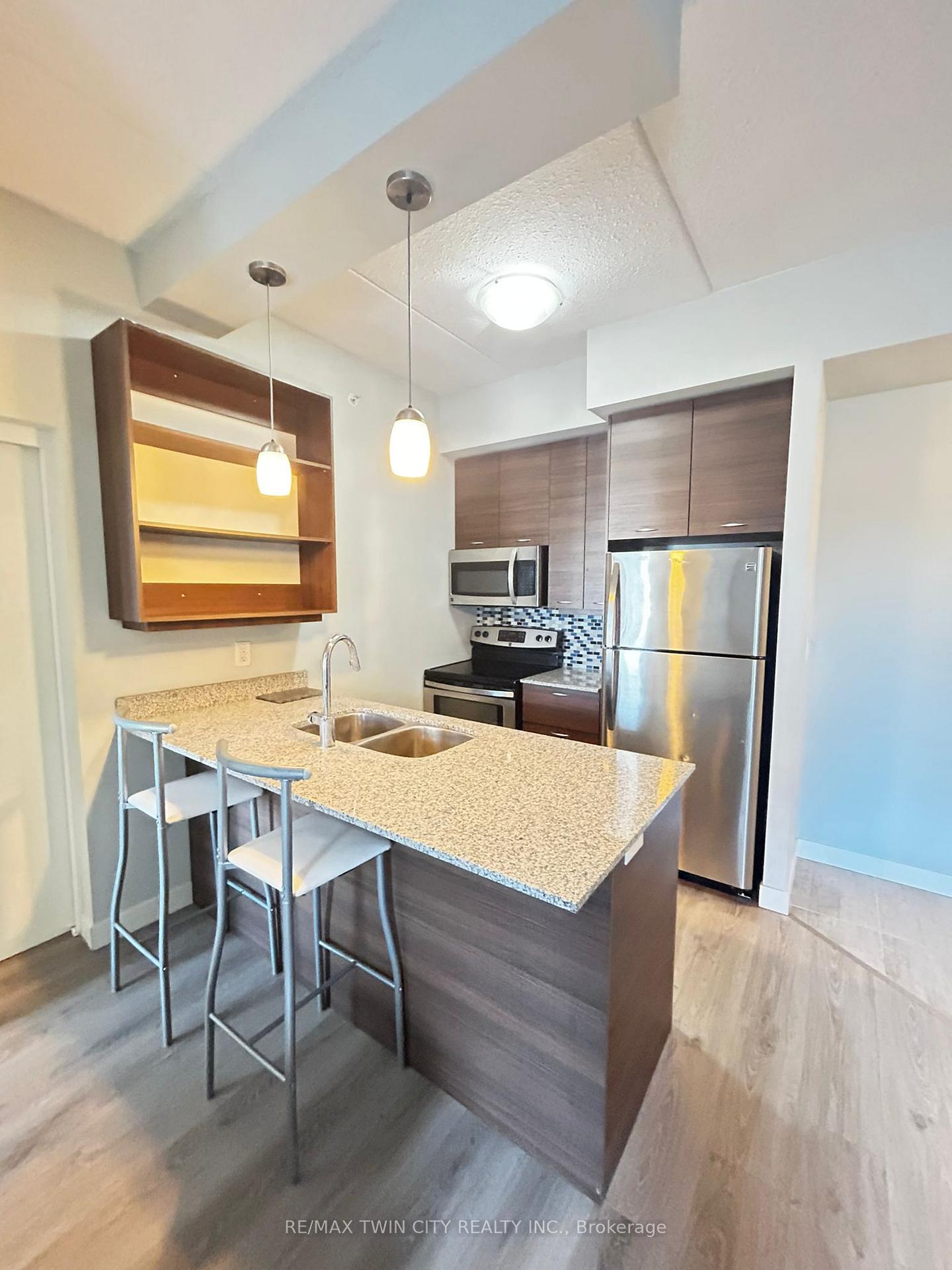 Photo 12 of Unit 1604, 318 Spruce Street, Waterloo — HOMEH