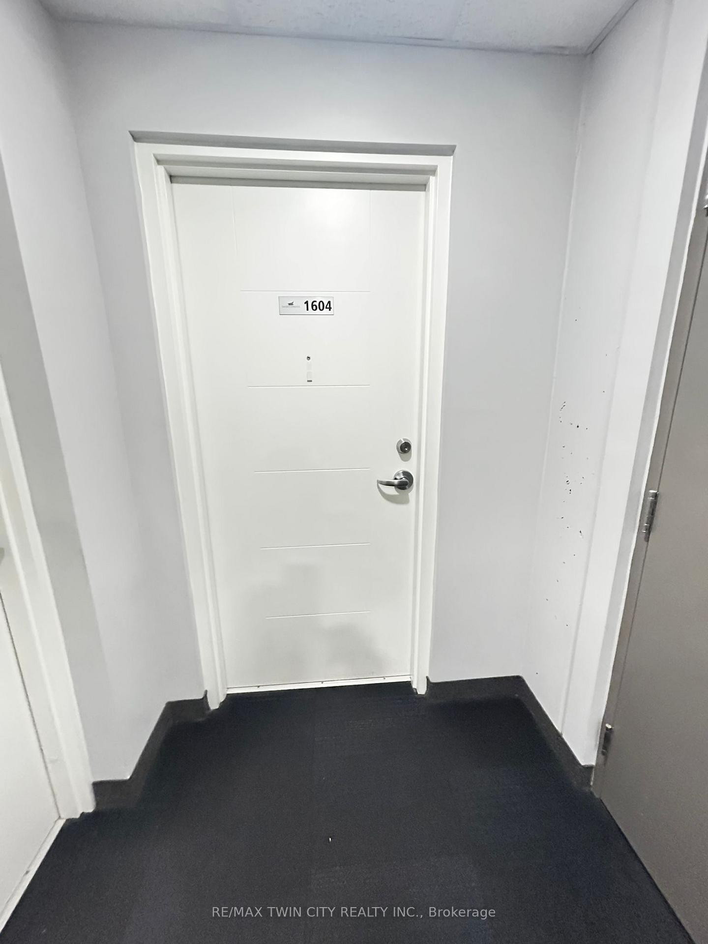 Photo 13 of Unit 1604, 318 Spruce Street, Waterloo — HOMEH