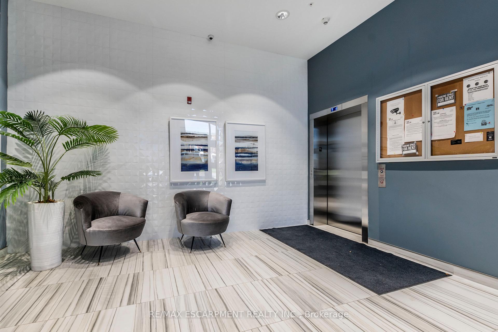 Photo 6 of Unit 305, 195 Commonwealth Street, Kitchener — HOMEH