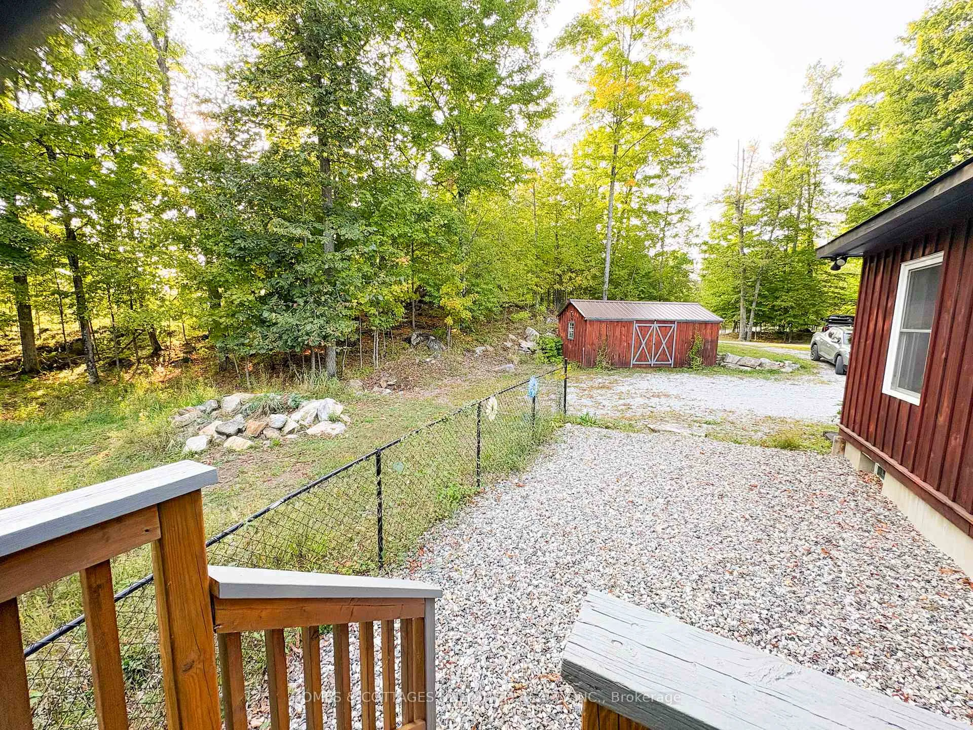 Photo 19 of 1037A Palmerston Crescent, Frontenac, Frontenac North — HOMEH