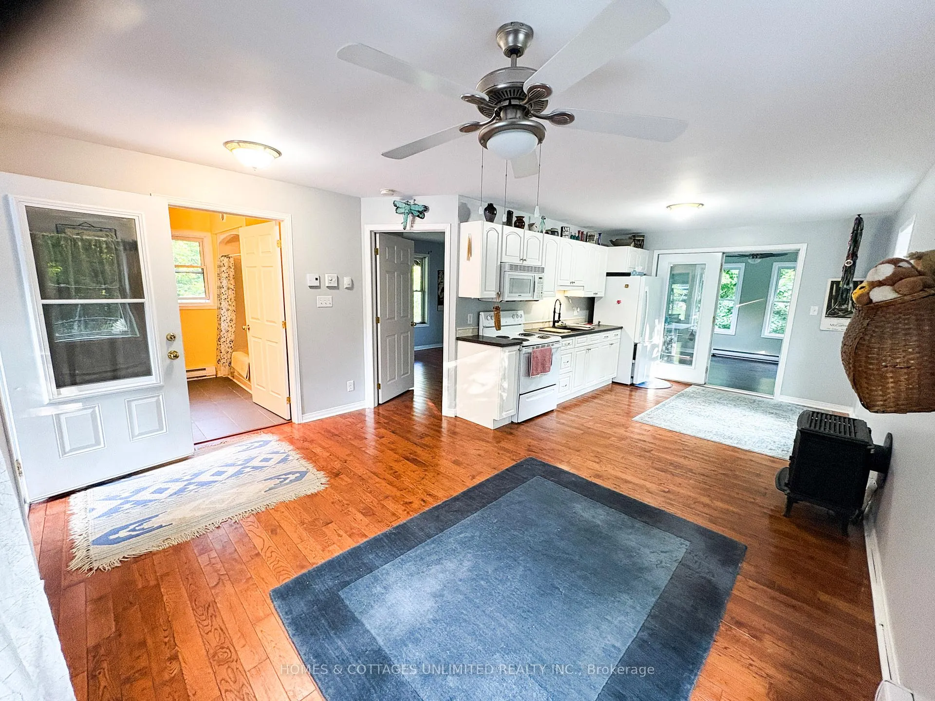 Photo 22 of 1037A Palmerston Crescent, Frontenac, Frontenac North — HOMEH