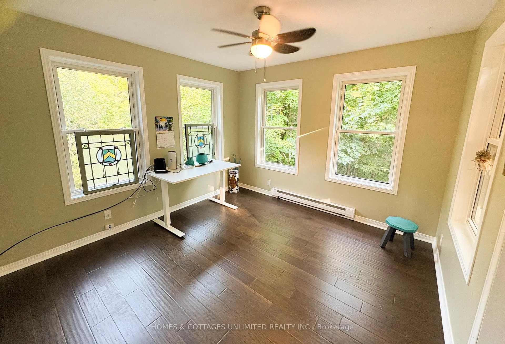Photo 27 of 1037A Palmerston Crescent, Frontenac, Frontenac North — HOMEH