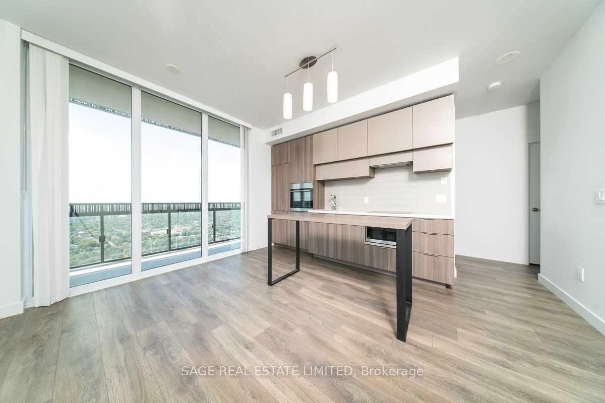 Photo 3 of Unit 5302, 8 Eglinton Avenue E, Toronto, Yonge-Eglinton — HOMEH