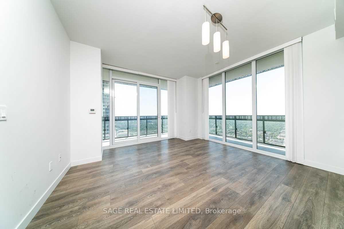 Photo 5 of Unit 5302, 8 Eglinton Avenue E, Toronto, Yonge-Eglinton — HOMEH