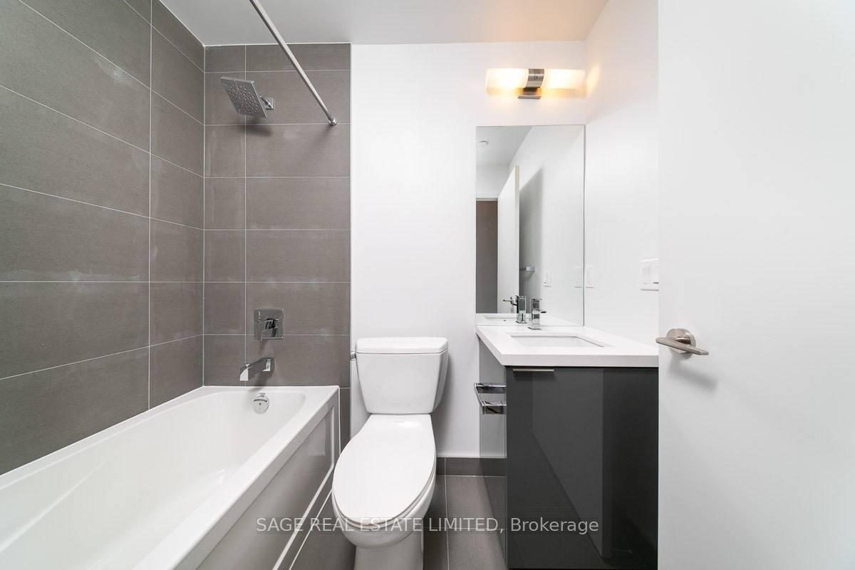 Photo 11 of Unit 5302, 8 Eglinton Avenue E, Toronto, Yonge-Eglinton — HOMEH