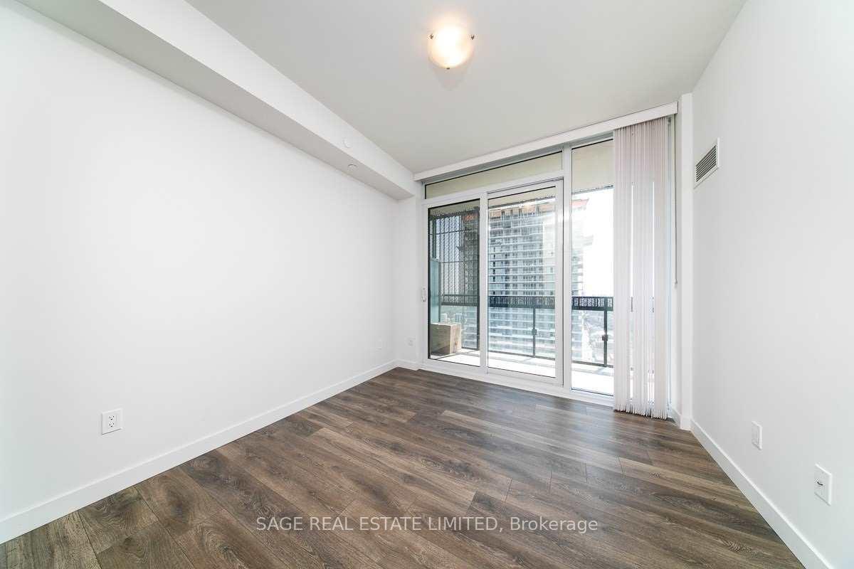 Photo 12 of Unit 5302, 8 Eglinton Avenue E, Toronto, Yonge-Eglinton — HOMEH