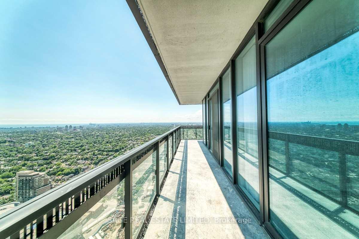 Photo 16 of Unit 5302, 8 Eglinton Avenue E, Toronto, Yonge-Eglinton — HOMEH