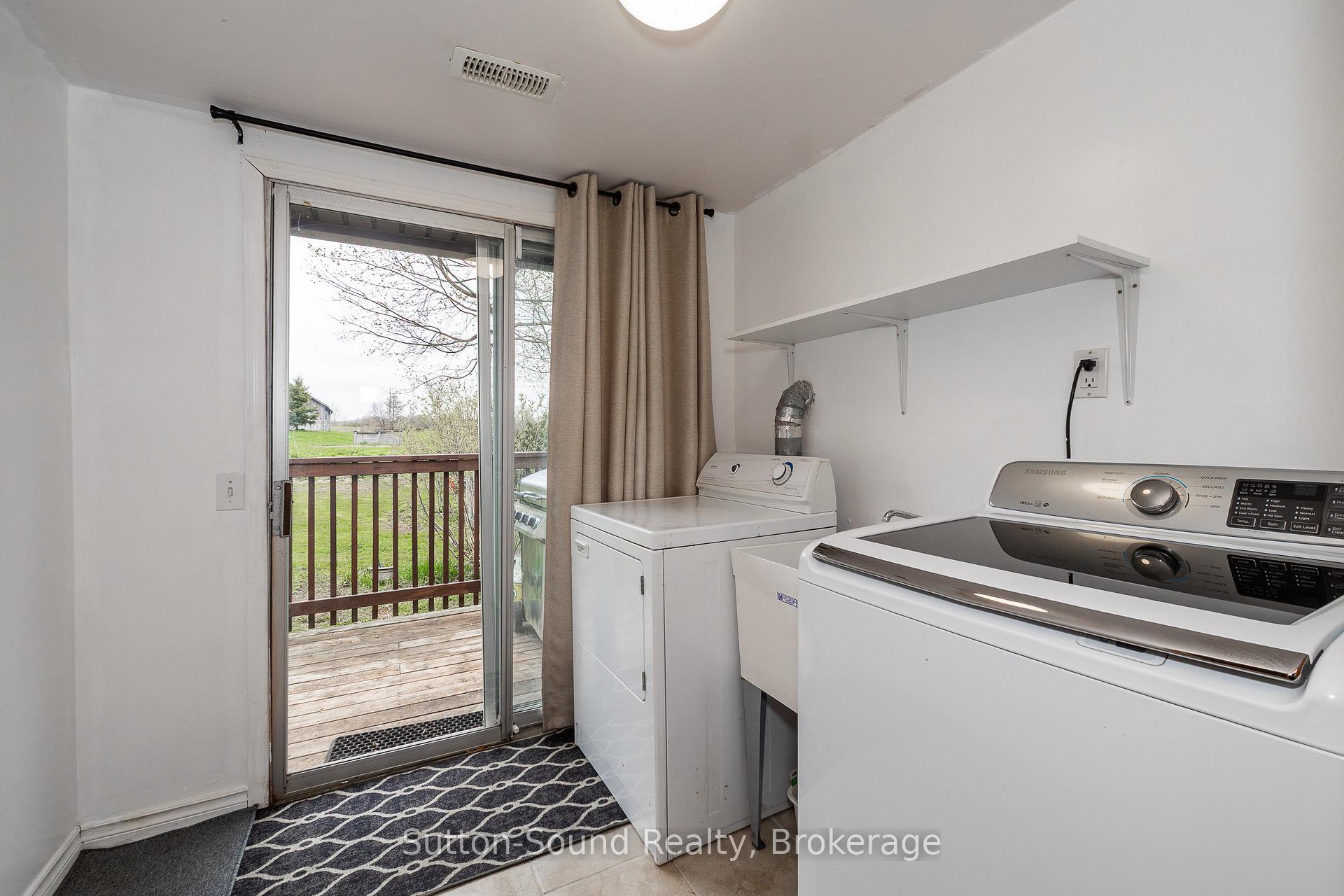 Photo 14 of 776225 Highway 10, Chatsworth — HOMEH