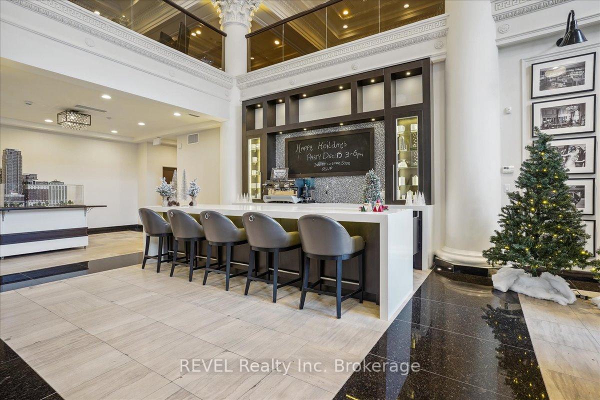 Photo 5 of Unit 522, 118 King Street E, Hamilton, Beasley — HOMEH