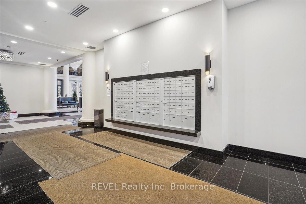 Photo 6 of Unit 522, 118 King Street E, Hamilton, Beasley — HOMEH
