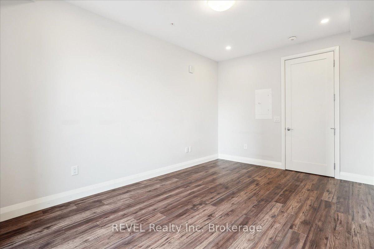 Photo 10 of Unit 522, 118 King Street E, Hamilton, Beasley — HOMEH