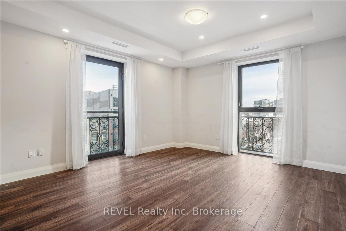 Photo 15 of Unit 522, 118 King Street E, Hamilton, Beasley — HOMEH