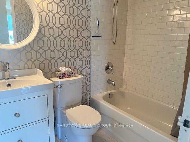 Photo 6 of Unit 1211, 7 Gale Crescent, St. Catharines, E. Chester — HOMEH