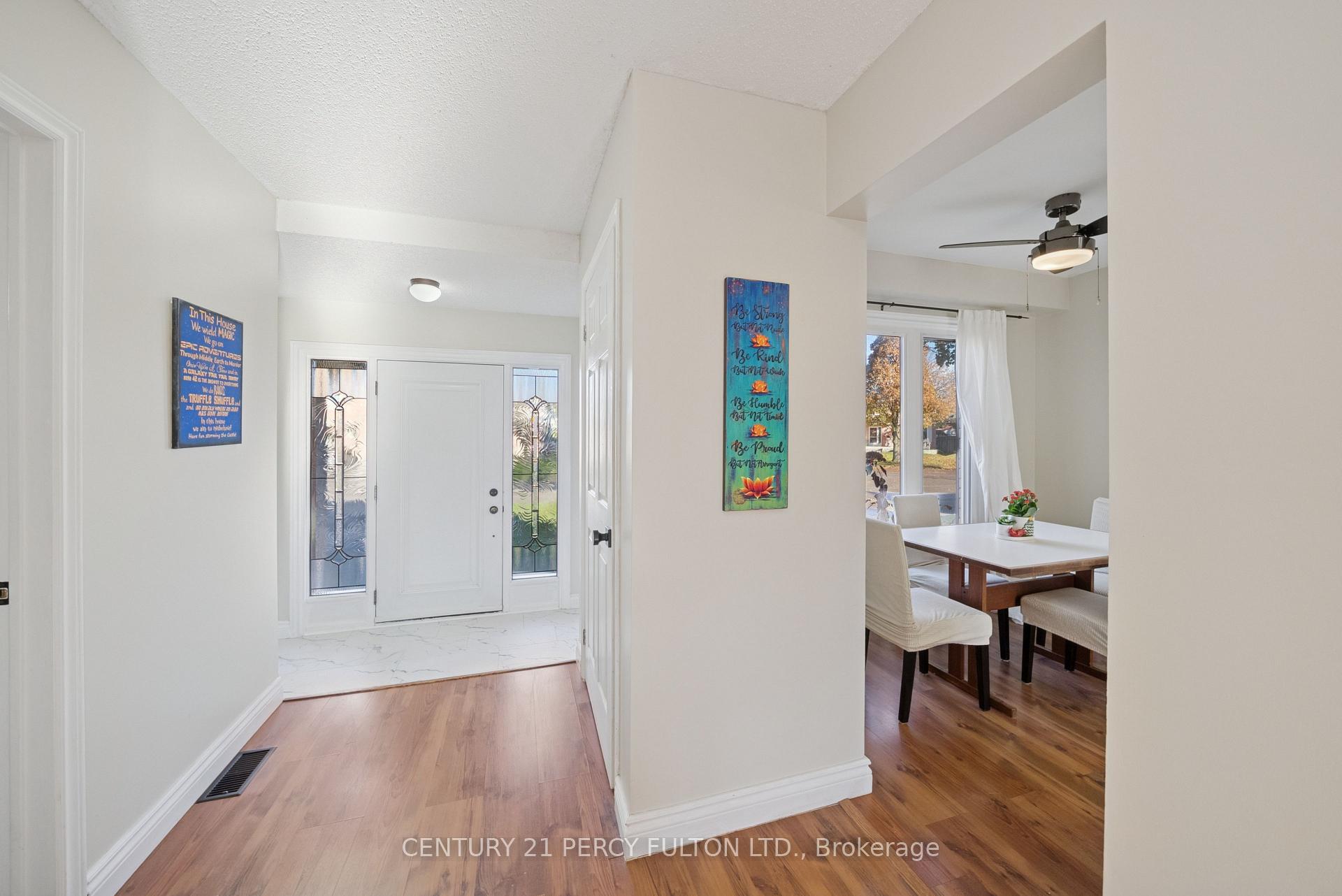 Photo 3 of 27 Arran Court, Clarington, Courtice — HOMEH