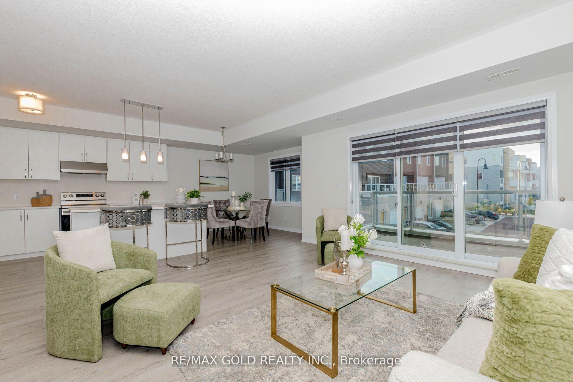 Photo 10 of Unit 3, 124 Seabrook Drive, Kitchener, Huron Park — HOMEH