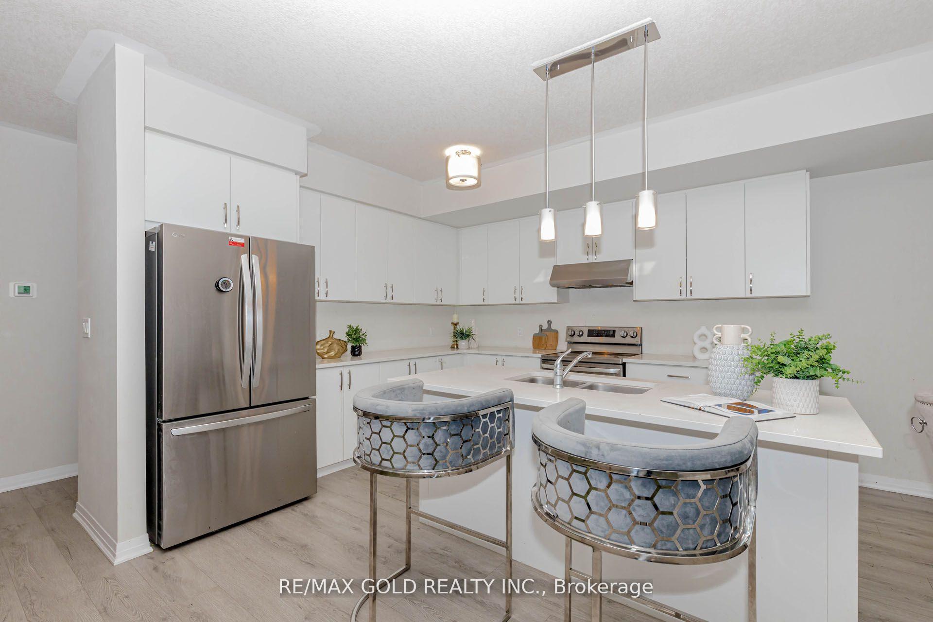 Photo 12 of Unit 3, 124 Seabrook Drive, Kitchener, Huron Park — HOMEH