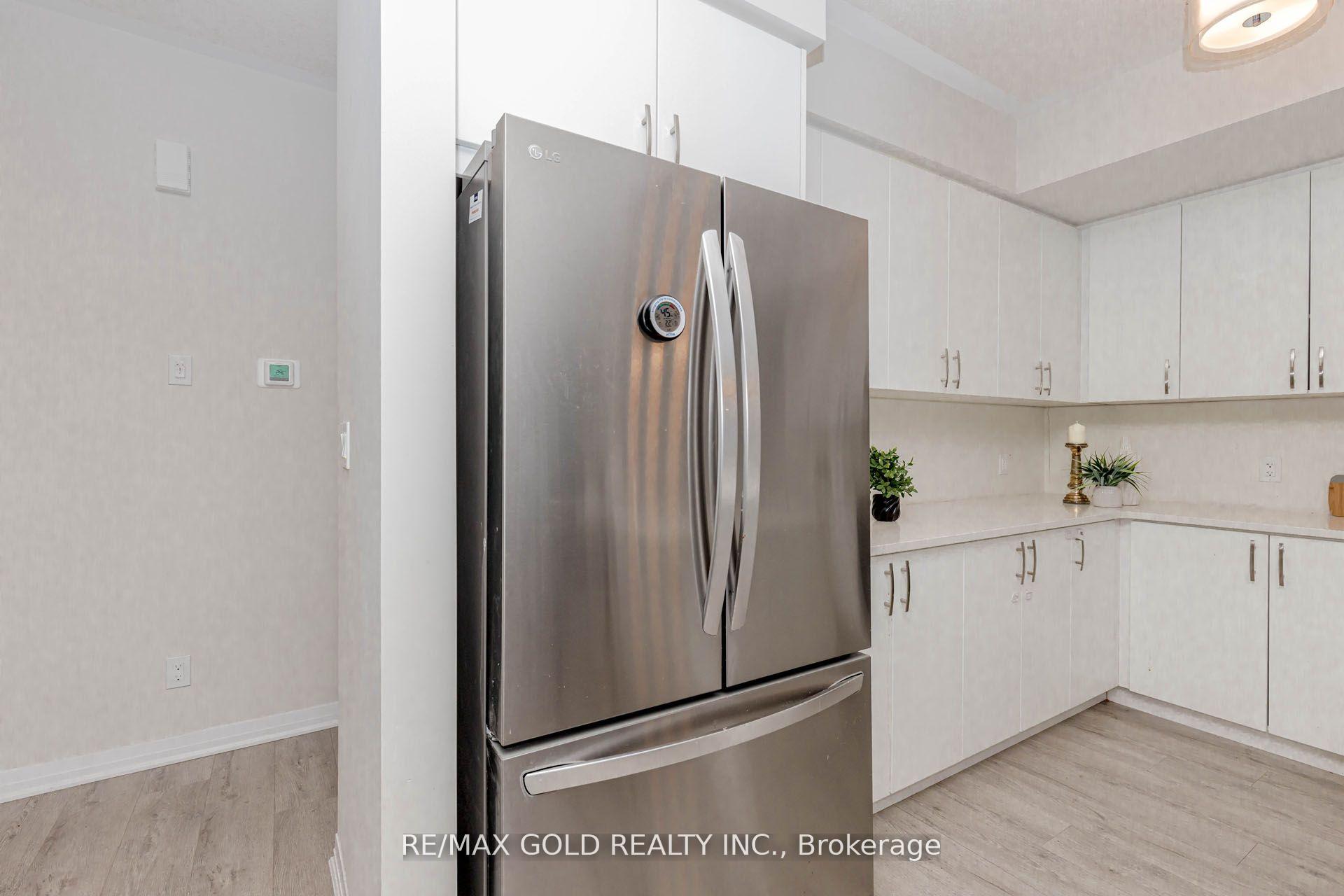 Photo 15 of Unit 3, 124 Seabrook Drive, Kitchener, Huron Park — HOMEH