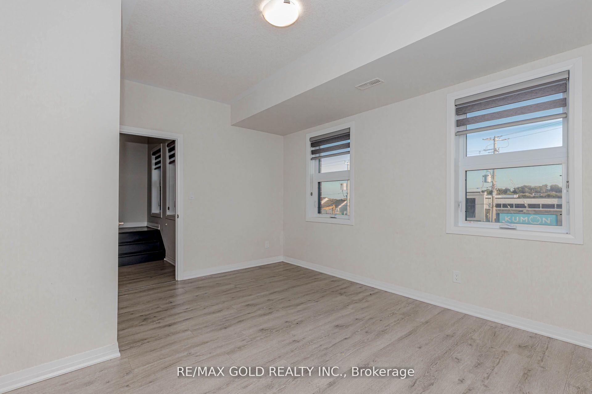 Photo 22 of Unit 3, 124 Seabrook Drive, Kitchener, Huron Park — HOMEH
