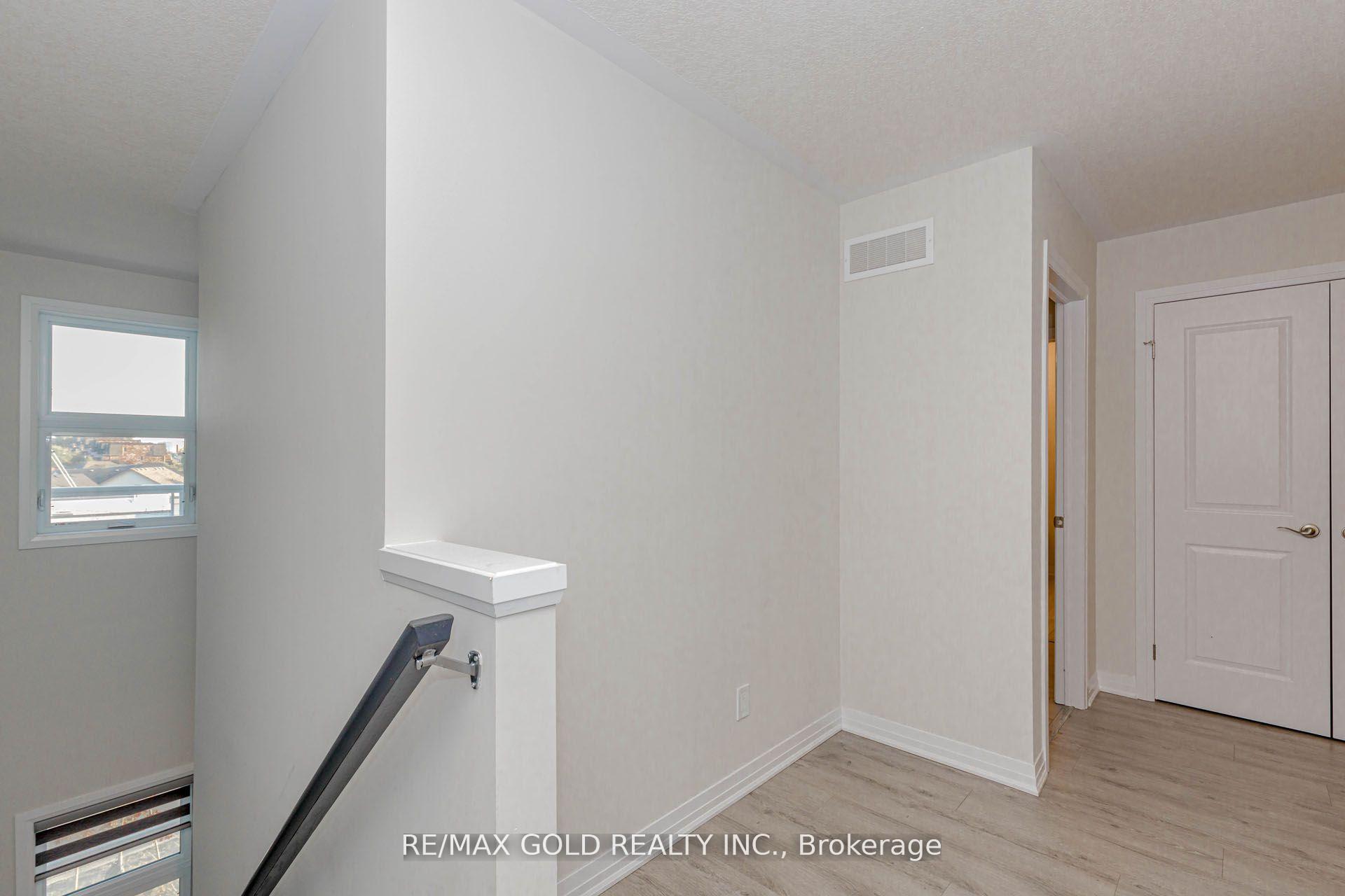 Photo 27 of Unit 3, 124 Seabrook Drive, Kitchener, Huron Park — HOMEH