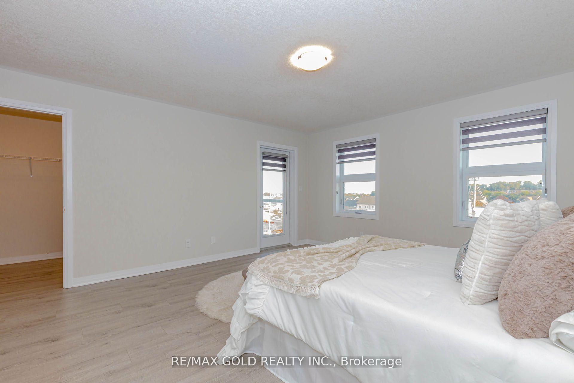 Photo 31 of Unit 3, 124 Seabrook Drive, Kitchener, Huron Park — HOMEH